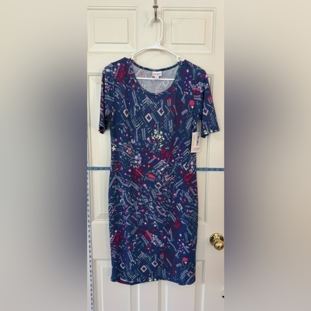 LuLaRoe Julia Dress, Medium